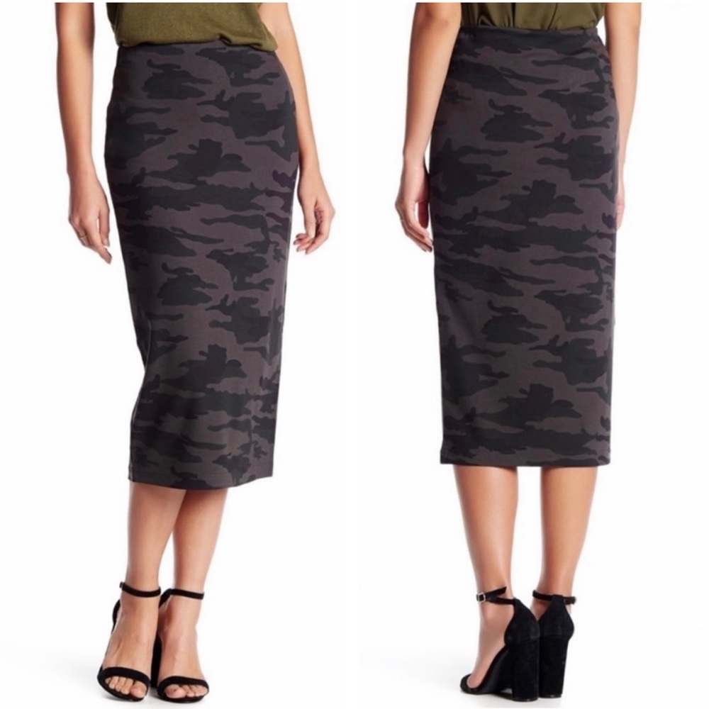 NWT Sanctuary Anthropologie Ponte Camouflage Pencil Skirt